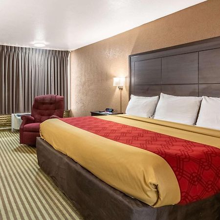 Econo Lodge Winfield Exteriör bild