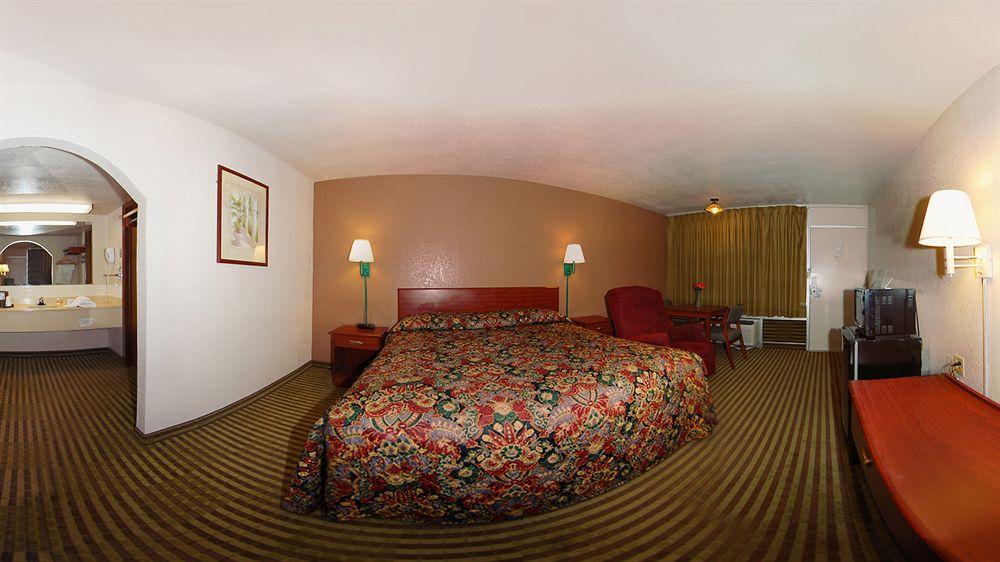 Econo Lodge Winfield Exteriör bild