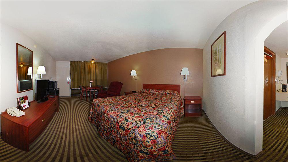 Econo Lodge Winfield Exteriör bild
